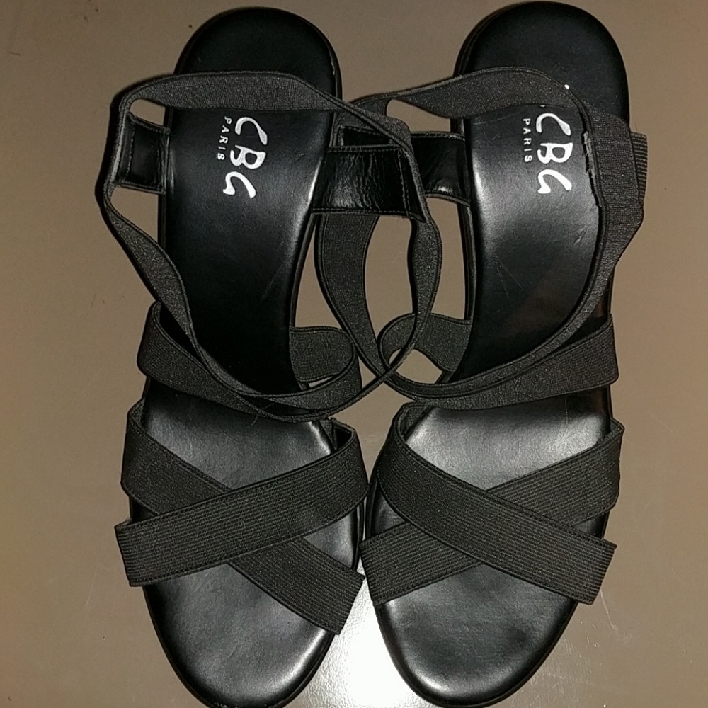 BCBG wedges